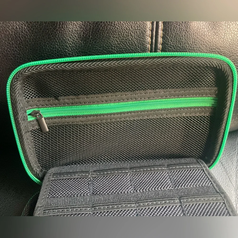 Jun Xuan Black & Green Game Carry Storage Case